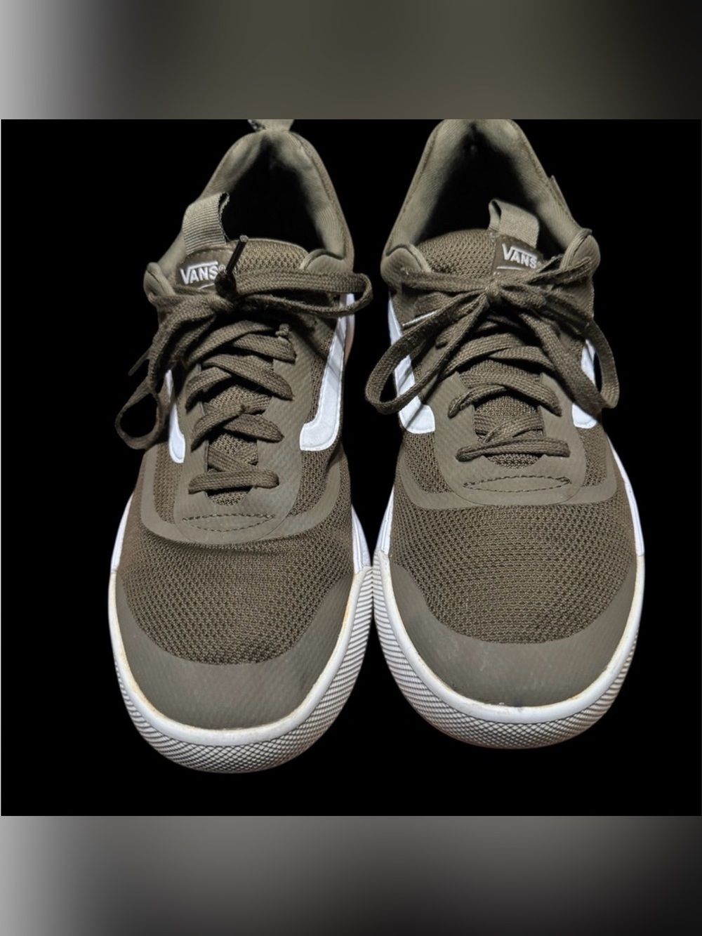 Vans UltraRange sneaker Olive Green/White Mens sz11.5